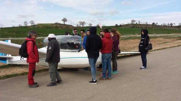 Vuelo a vela para universitarios