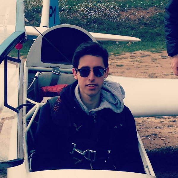 Vuelo a vela para universitarios