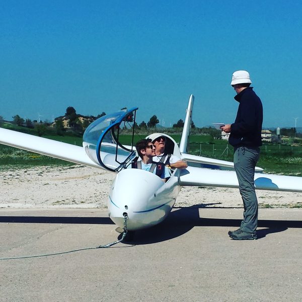 Vuelo a vela para universitarios