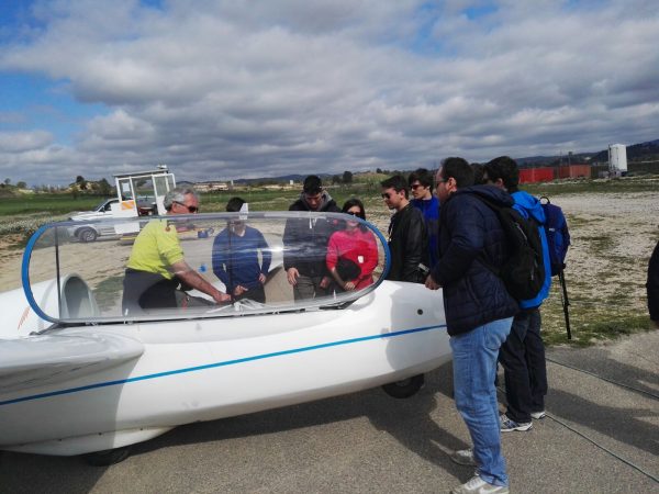 Vuelo a vela para universitarios
