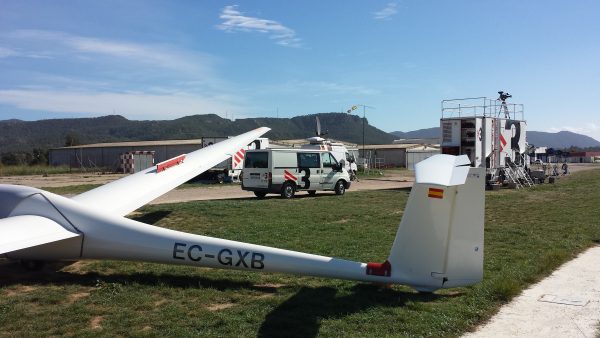 «Divendres» en el aeródromo