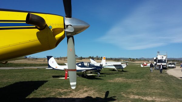 «Divendres» en el aeródromo